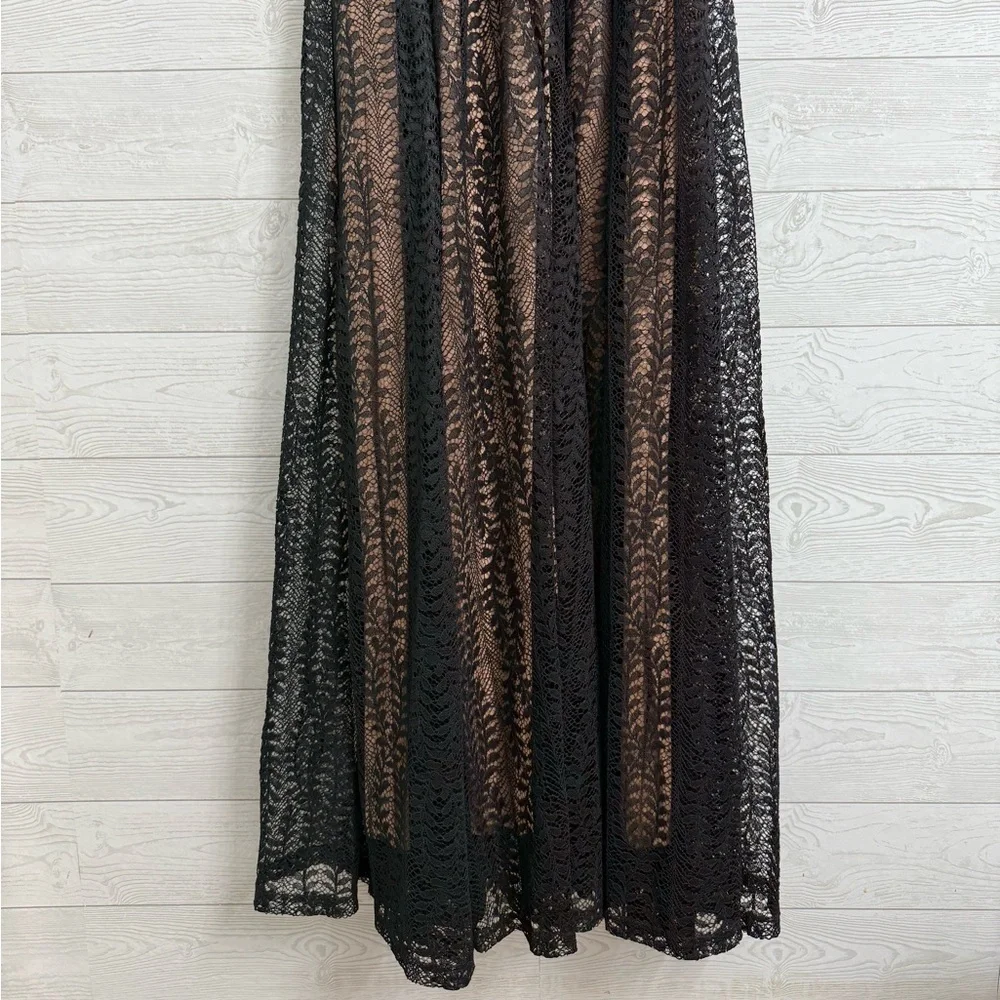Lucy Wang Women’s Black Lace Sleeveless formal Maxi Dress. Size M - Picture 7 of 10